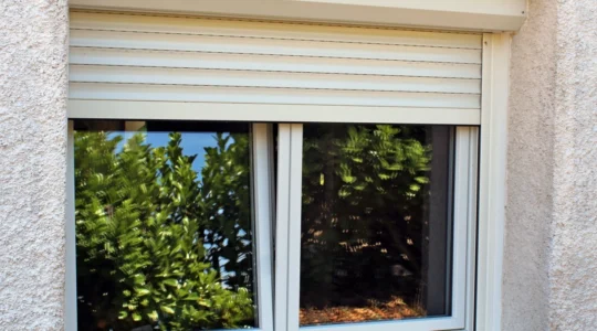 quels-sont-les-signes-que-vos-anciens-volets-doivent-etre-remplaces